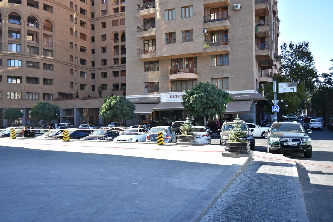 Yerevan4You Courtyard Екстериор снимка